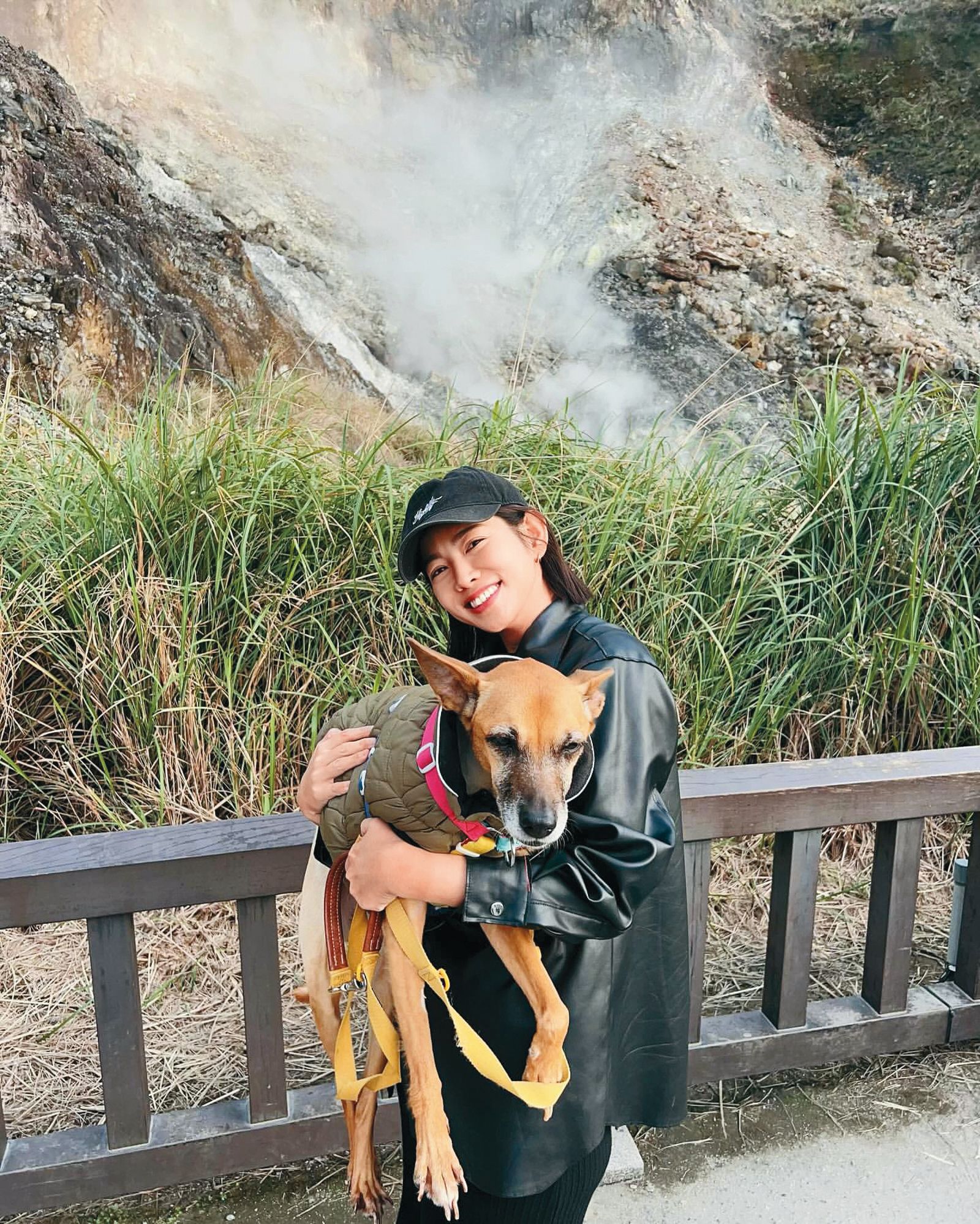 米可白今年因為愛犬生病,在忙拍戲之餘,幾乎無暇顧及談戀愛。(圖/翻攝自米可白IG)