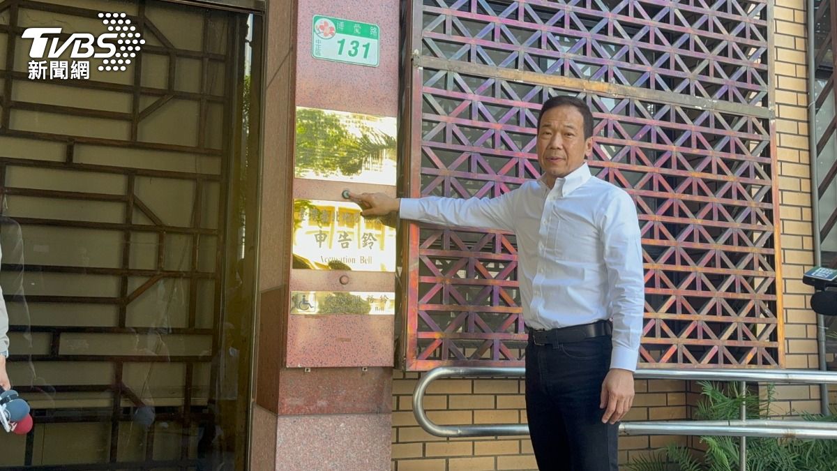 罷綠委200名連署證人清晨被敲門帶走 鍾小平告調查局長瀆職