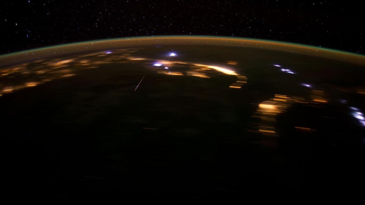 天文館預估4/22晚間，每小時可以看見6到10顆流星。（圖／翻攝自NASA官網）