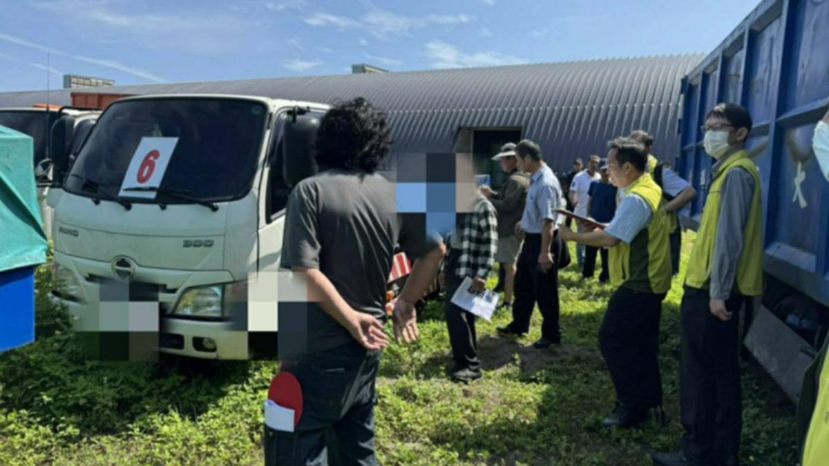 法拍違法七部各式貨車 挹注公庫257萬(圖/行政執行署提供)