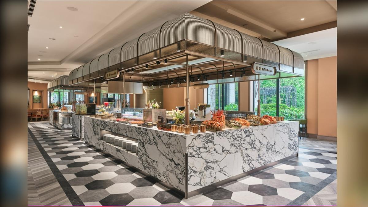 新竹「莫內饗宴」以印象派畫家莫內的作品為靈感定義自助餐餐廳美學。（圖／煙波國際觀光集團）