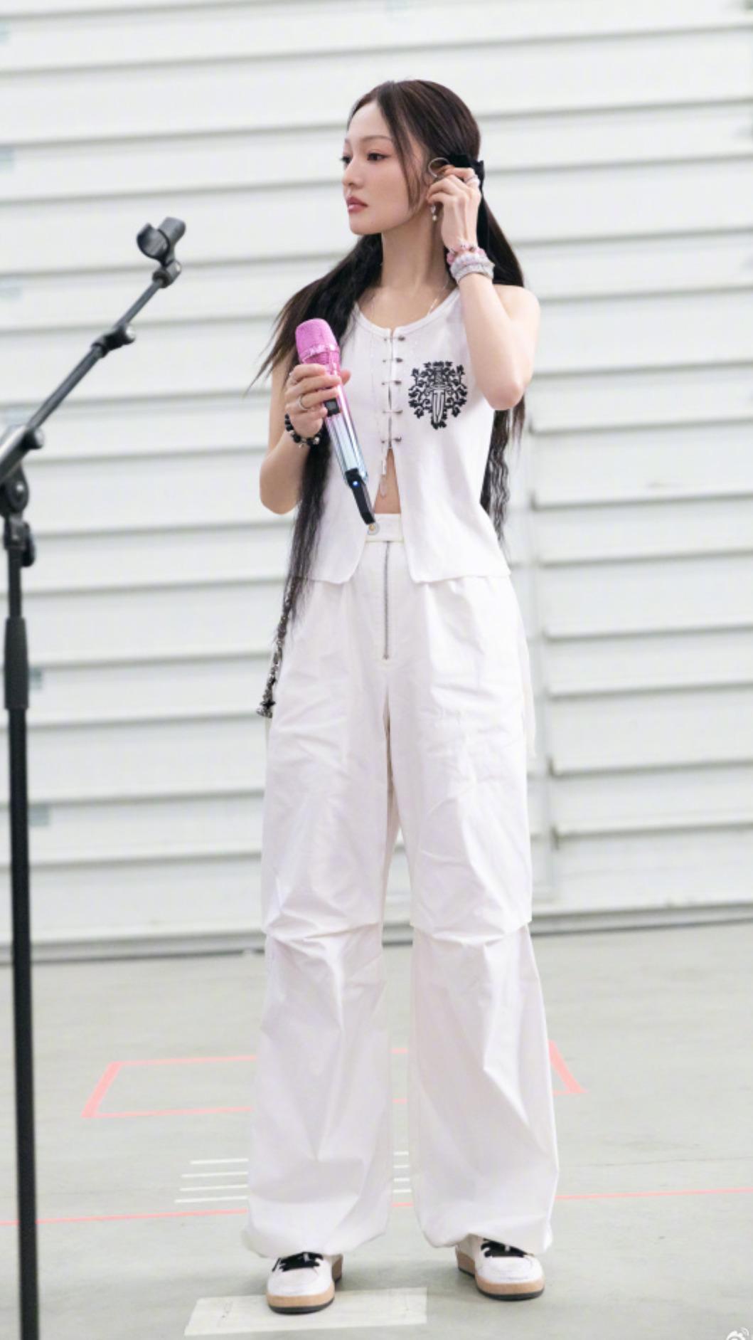 張韶涵搶先曝光新巡演舞台設計。(圖/翻攝自張韶涵微博)