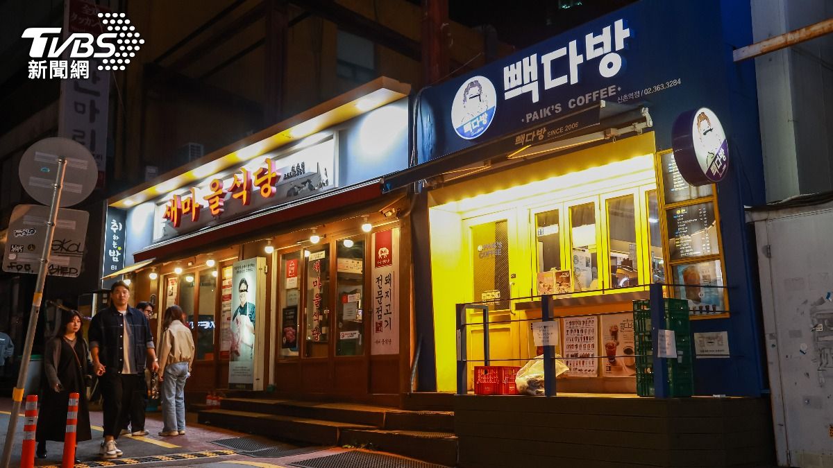 白種元通常會租下比鄰的店面,一口氣開好幾間品牌旗下的餐廳,左邊店面為新村食堂、右邊為白茶房。(圖/TVBS)