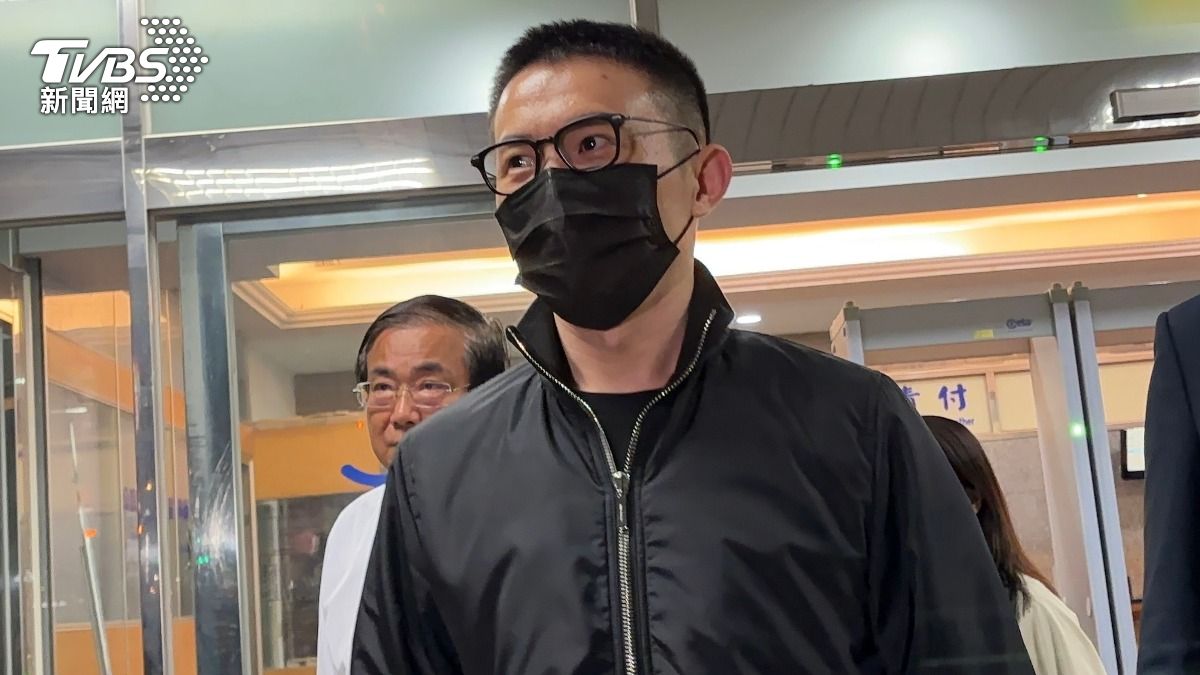 郭哲敏交保頻靠近機場、海岸!辯「去露營」 法官打臉延押2月