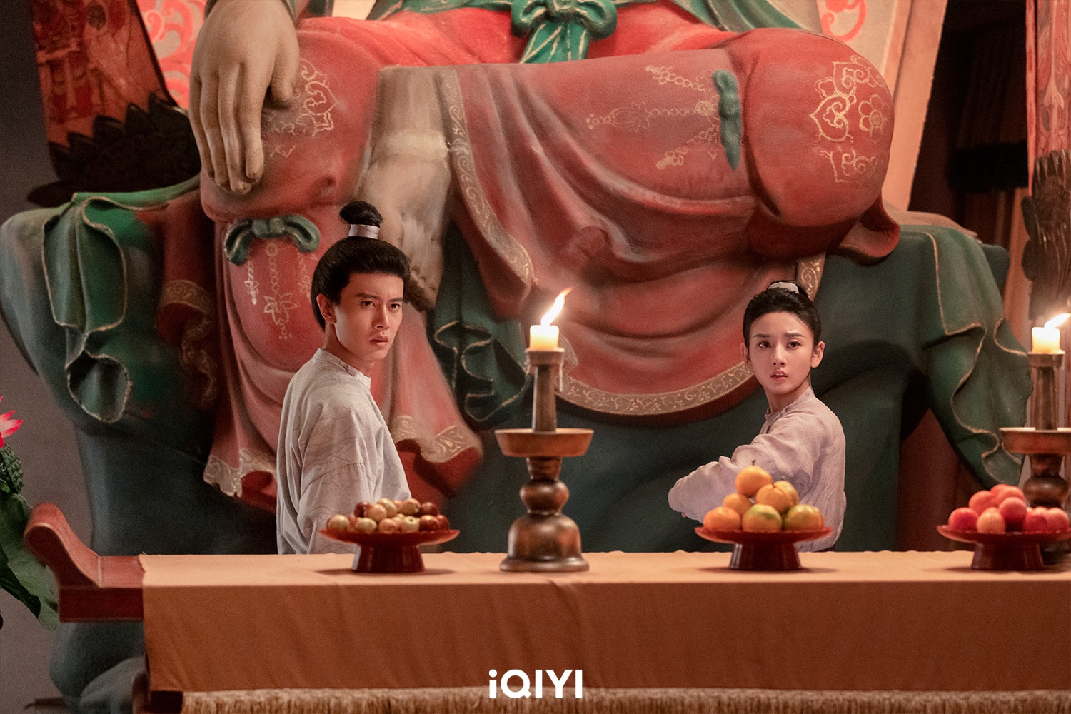 任嘉倫、宋祖兒隨著《無憂渡》劇情發展,兩人情感也持續升溫。(圖/iQIYI愛奇藝國際版提供)