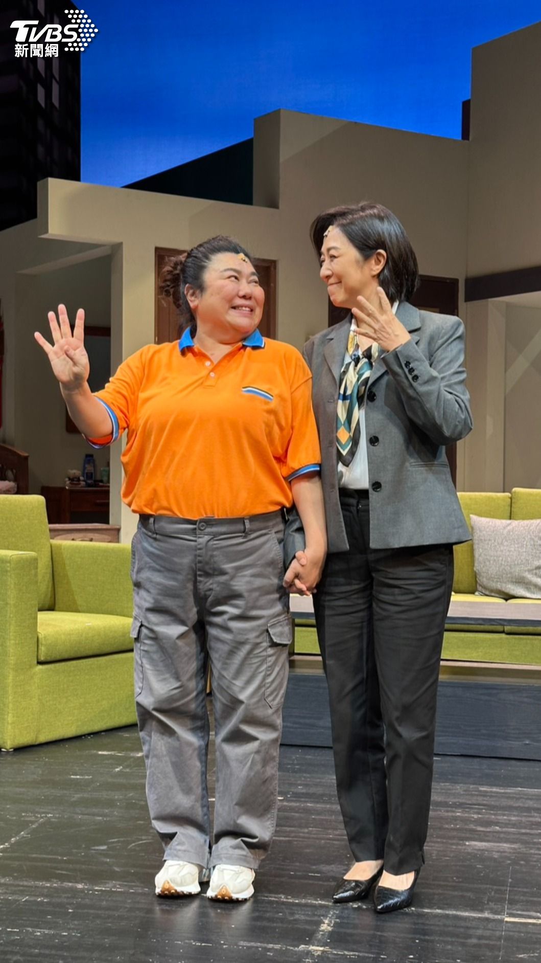 林美秀、黃韻玲(右)時隔16年再演姊妹,有著不同心境。(圖/陳郁文攝)