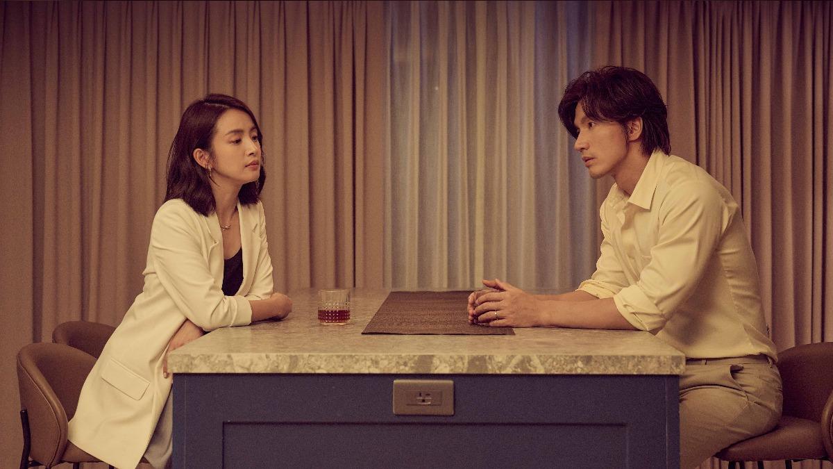 由林依晨(左)和言承旭主演的《同棲散策》已在片單上。(圖/CATCHPLAY提供)