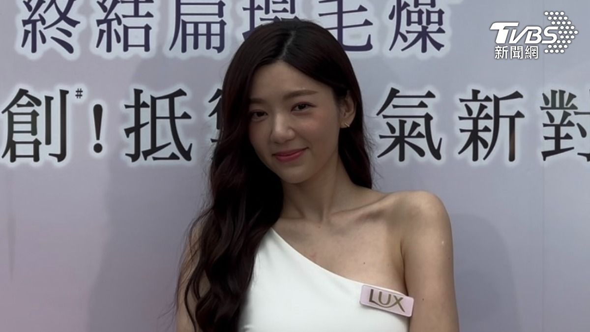 郭雪芙認愛歐洲男友7個月!羞曝「私下情趣」笑稱:自己來比較快
