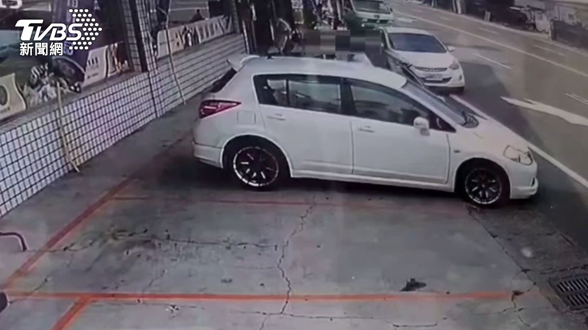 屏東長髮女一上車竟遭挾持!失風竊賊逼駕車逃離 她拚死掙脫逃離