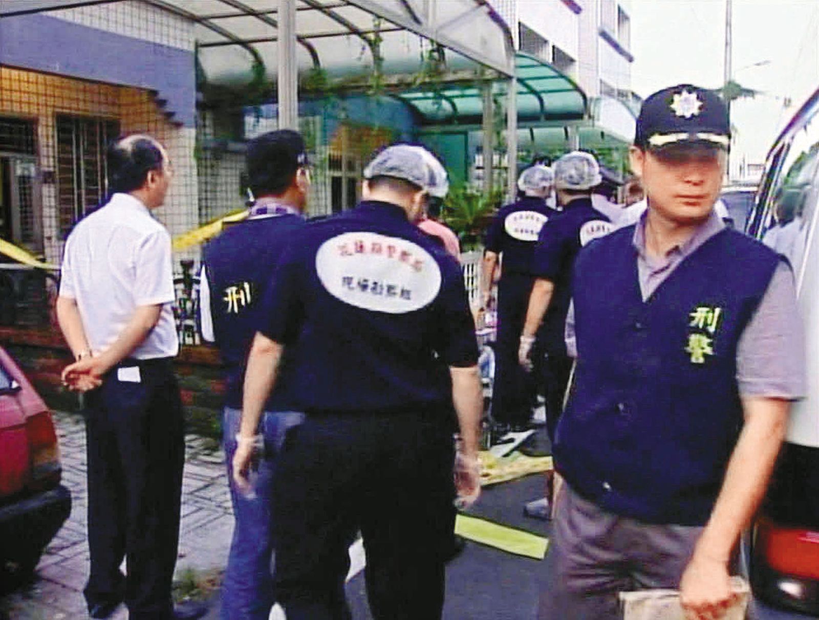 花蓮5子命案當年引起社會高度關注,警方動員大批警力搜索採證、力求破案。(圖/東森新聞提供)