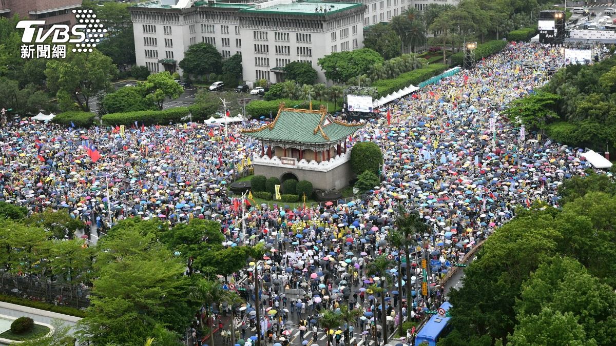 426上凱道/10萬集結畫面震撼曝光 曹興誠嗆:騙徒的表演