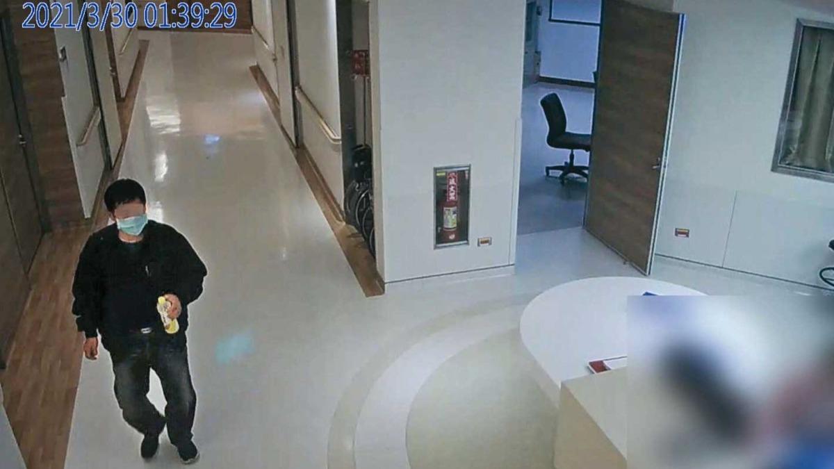 人夫毒妻詐保金1/婦人簡單痔瘡手術卻喪命 監視器揪出他手拿一物涉毒殺重嫌