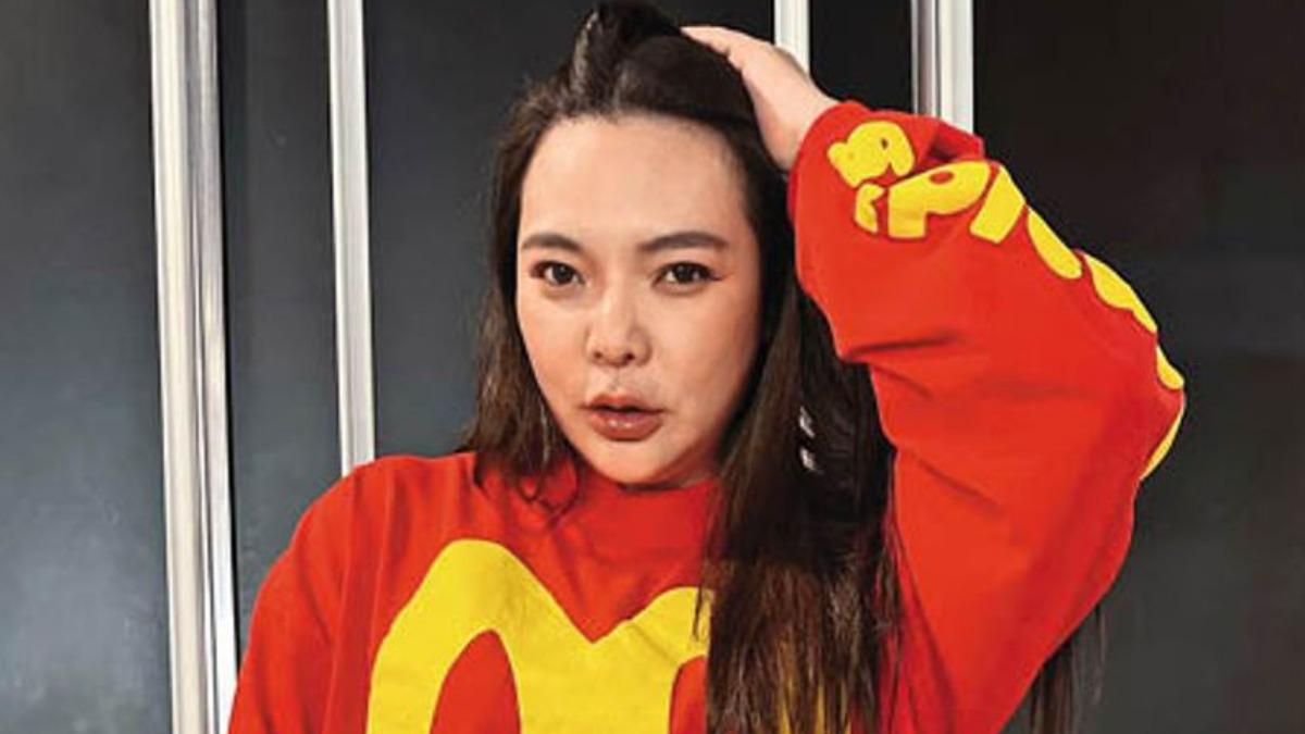 拚流量豁出去／吞蛇吃蟲沒流量　小甜甜大陸創業鎩羽返台