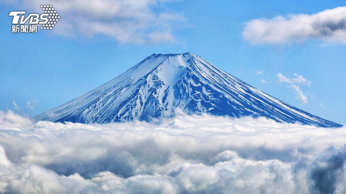 陸男違規偷闖富士山！4天內2度遭救　原因令人直搖頭