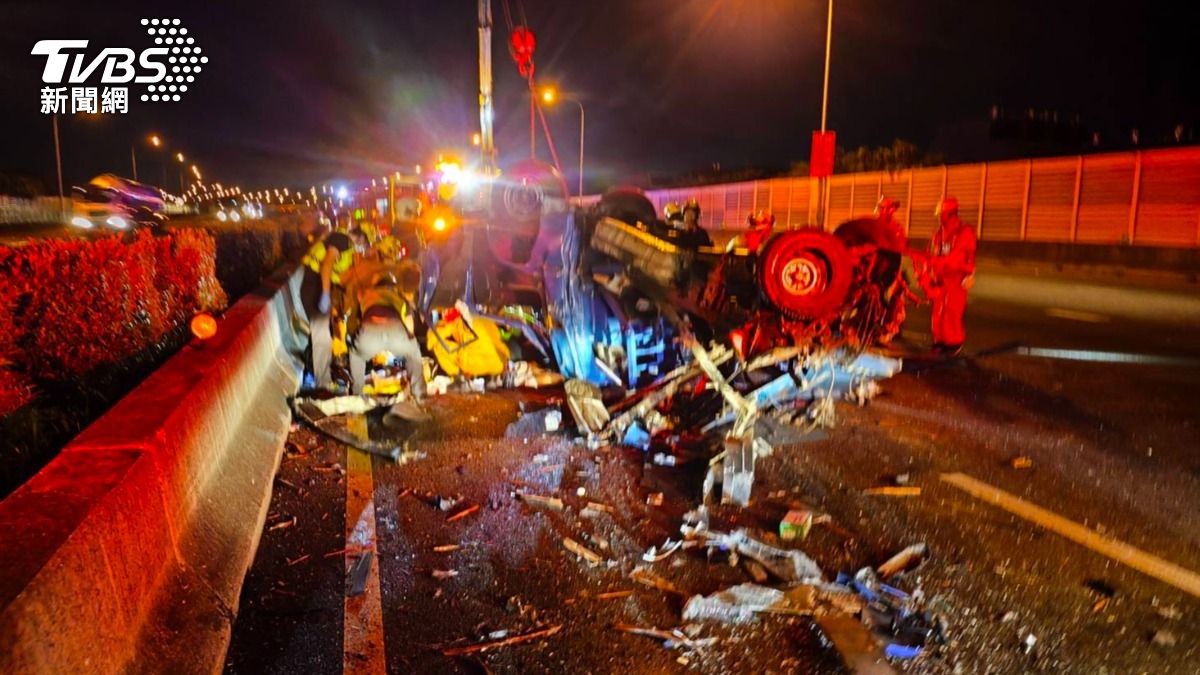 阮男遭遇事故後，困在車內沒有呼吸心跳，最終死亡。（圖／TVBS）