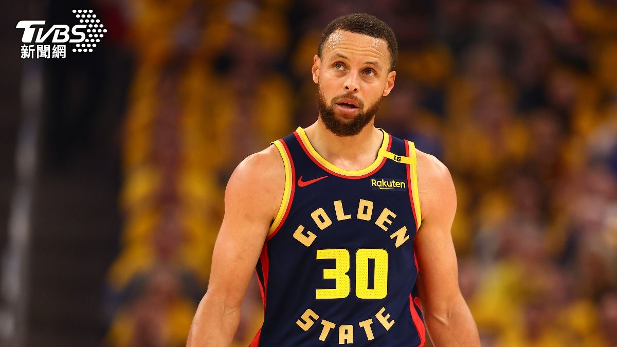 NBA/年度最佳隊友獎 勇士柯瑞獲選