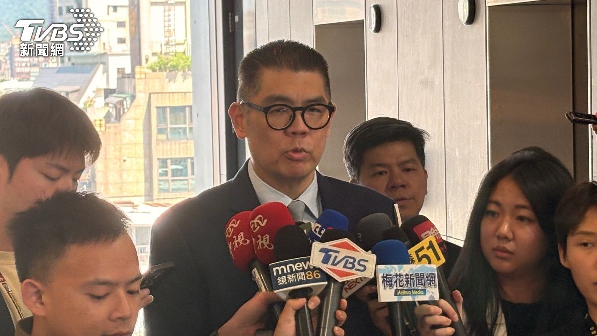 遭影射被擋財路攻擊李洋 連勝文不忍了:控告這群低智商爛鳥人