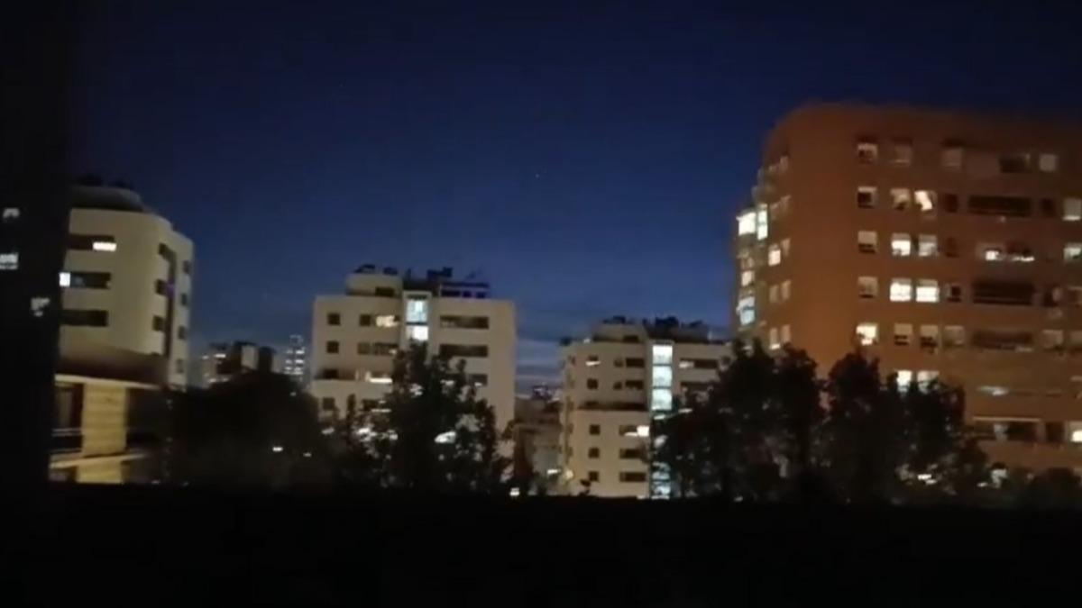 有片／西葡停電數小時「馬德里恢復電力」地鐵開放　全城歡呼