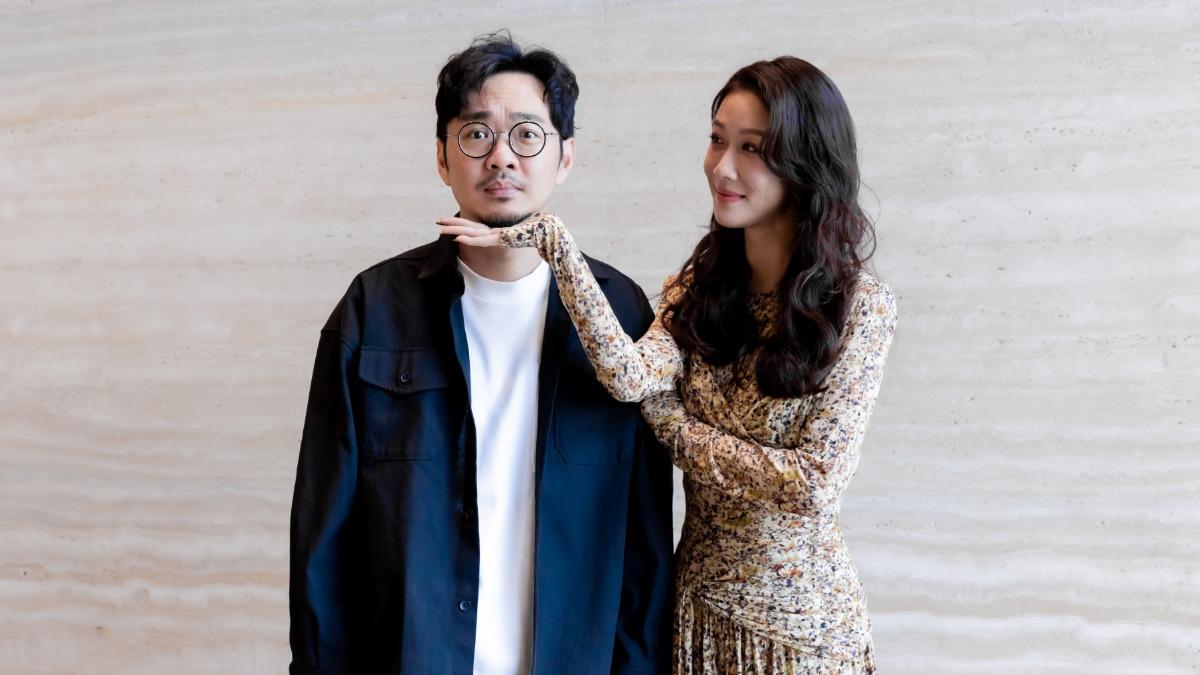 《鬼家人》導演程偉豪、監製金百倫日前出席《冥婚鬧泰大》試片。（圖／金盞花大影業提供）