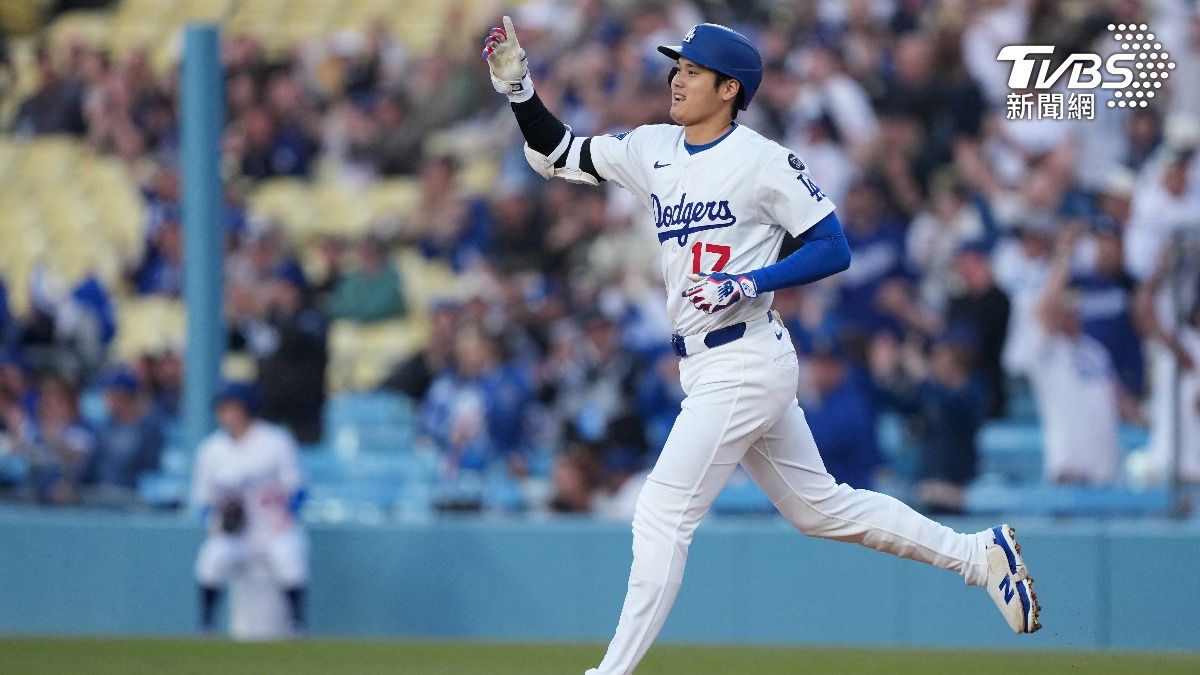 大谷翔平揮出當爸後首支全壘打 出場曲「美少女戰士」老婆選的