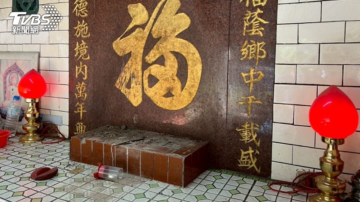 竹縣楓樹伯公遭破壞。(圖/TVBS)