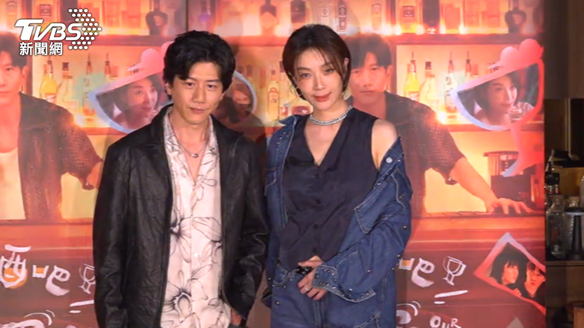 莫子儀在新劇中飾演調酒師,拜冠軍為師實習1年。(圖/TVBS)