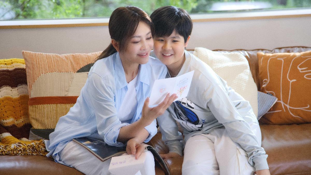 Rita難得邀兒子一起合作新歌,溫馨母子情令人動容。(圖/艾迪昇提供)