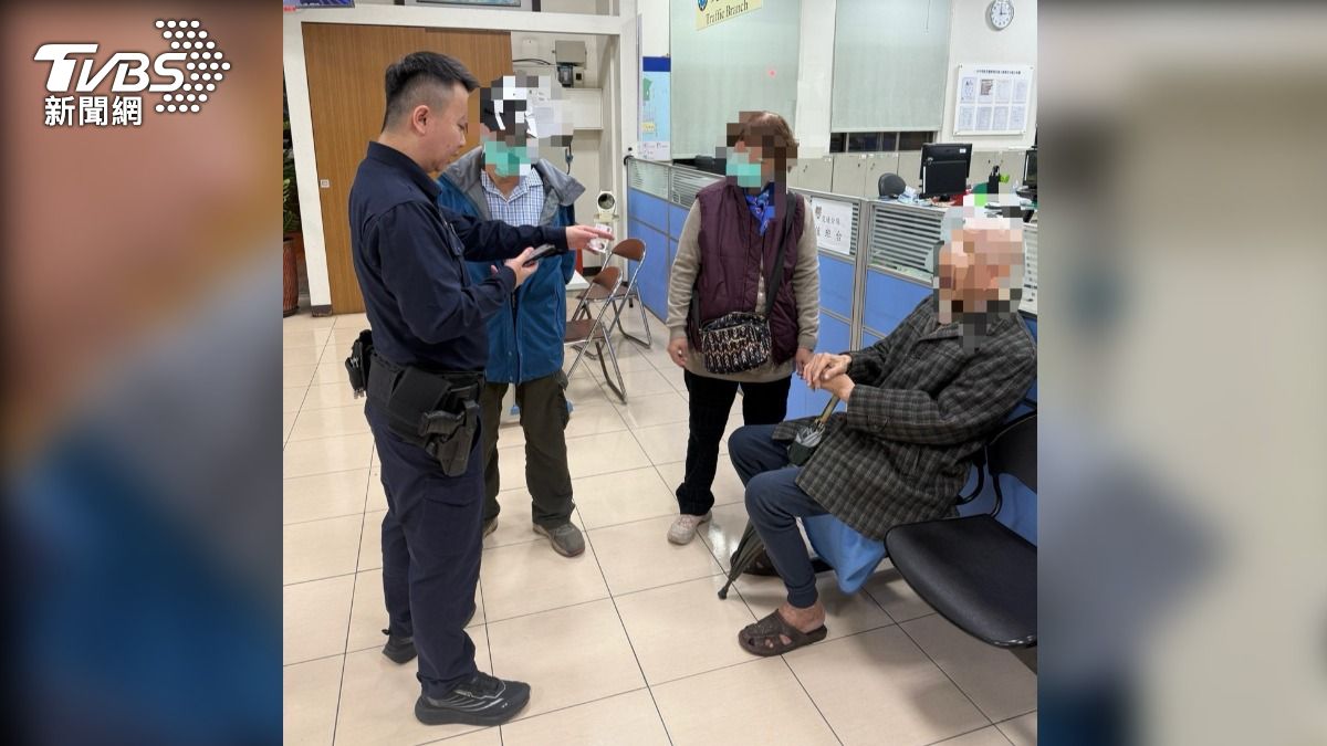 9旬翁穿西裝站街頭!詭喊「朋友要來」 家人憶1習俗毛毛的