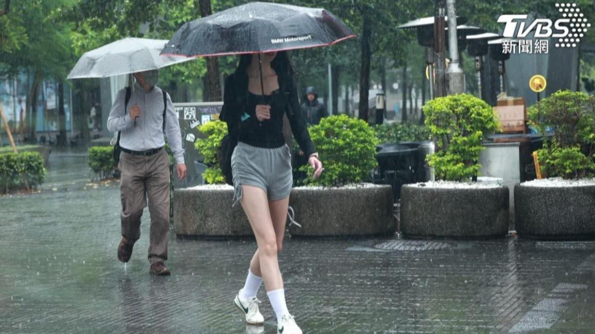 明天氣回穩　高雄恐飆36度！「週末秒變天」小心午後雷雨