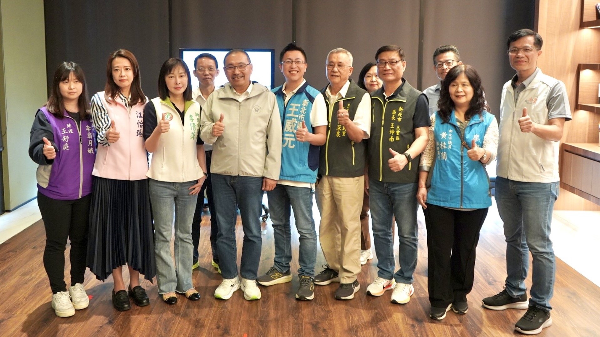 ▲市長視察三重中繼宅。(圖片來源:新北市政府)
