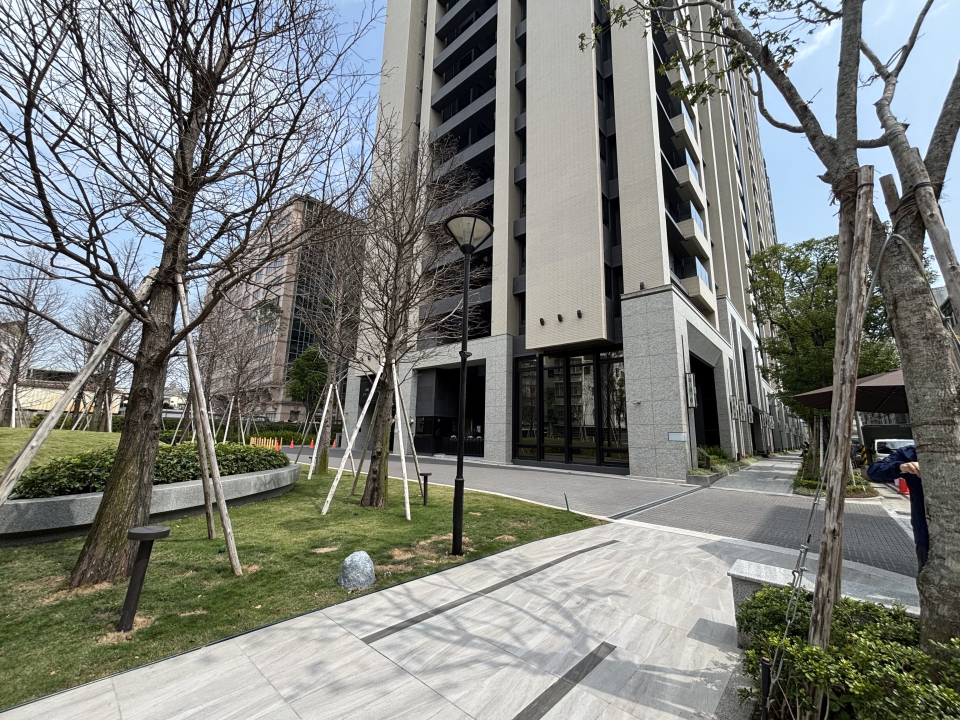 ▲中繼宅外部大樓照片。(圖片來源:新北市政府)
