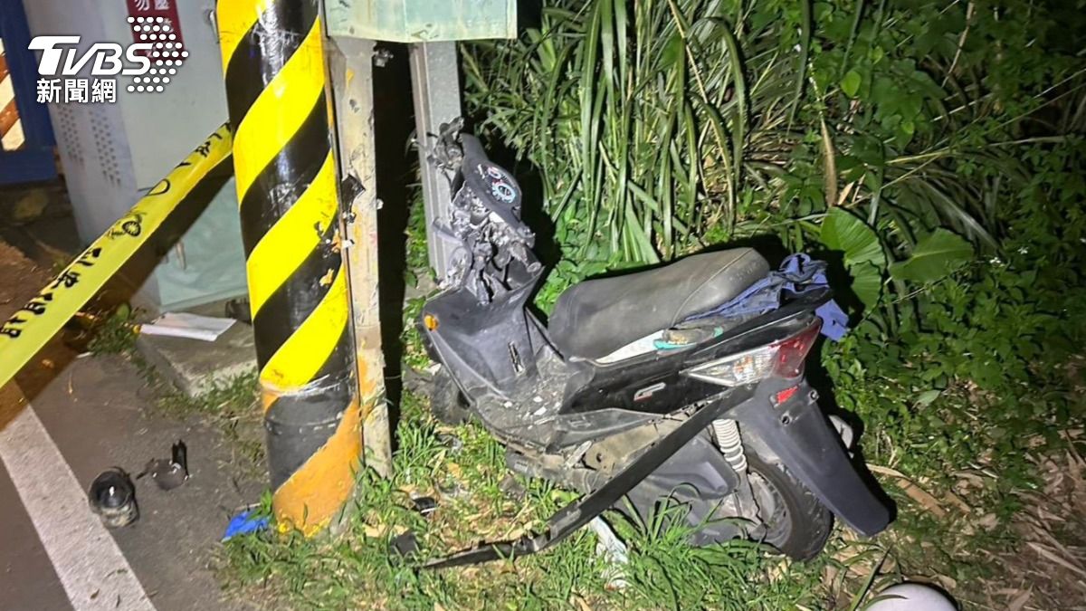 新北三峽騎士自撞電桿　當場失去生命跡象送醫不治