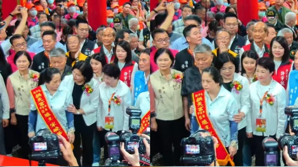 白沙屯媽祖登轎儀式中，張麗善移開拱天宮爐主。（圖／翻攝自白沙屯媽祖網路電視台YouTube）