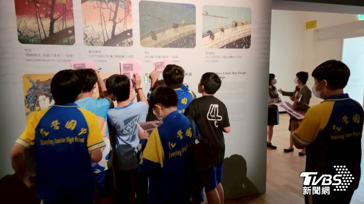 截至4月底已突破五萬觀展人次,並推廣至南台灣超過100間中小學。(圖/TVBS)