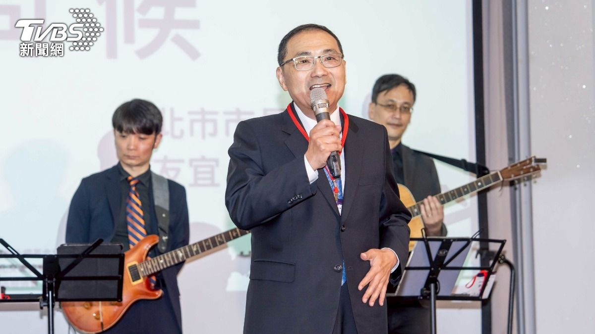 台灣面對內憂外患 侯友宜坦言:上帝像光找到愛跟希望
