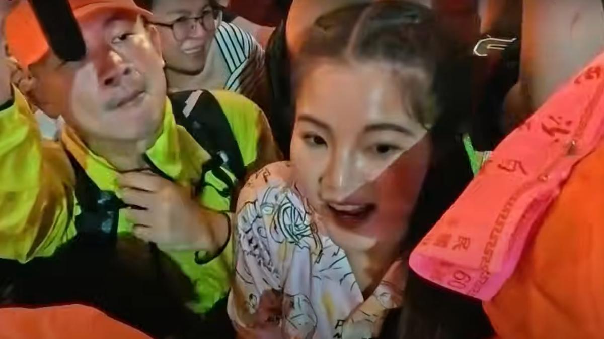 網友大讚邱怡澍太賣力。（圖／翻攝自Youtube 狂人JoJo）