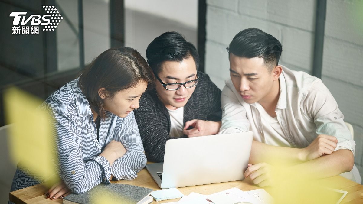 5月運勢「逆襲開掛」!4生肖成職場新寵兒 蛇不再是魯蛇