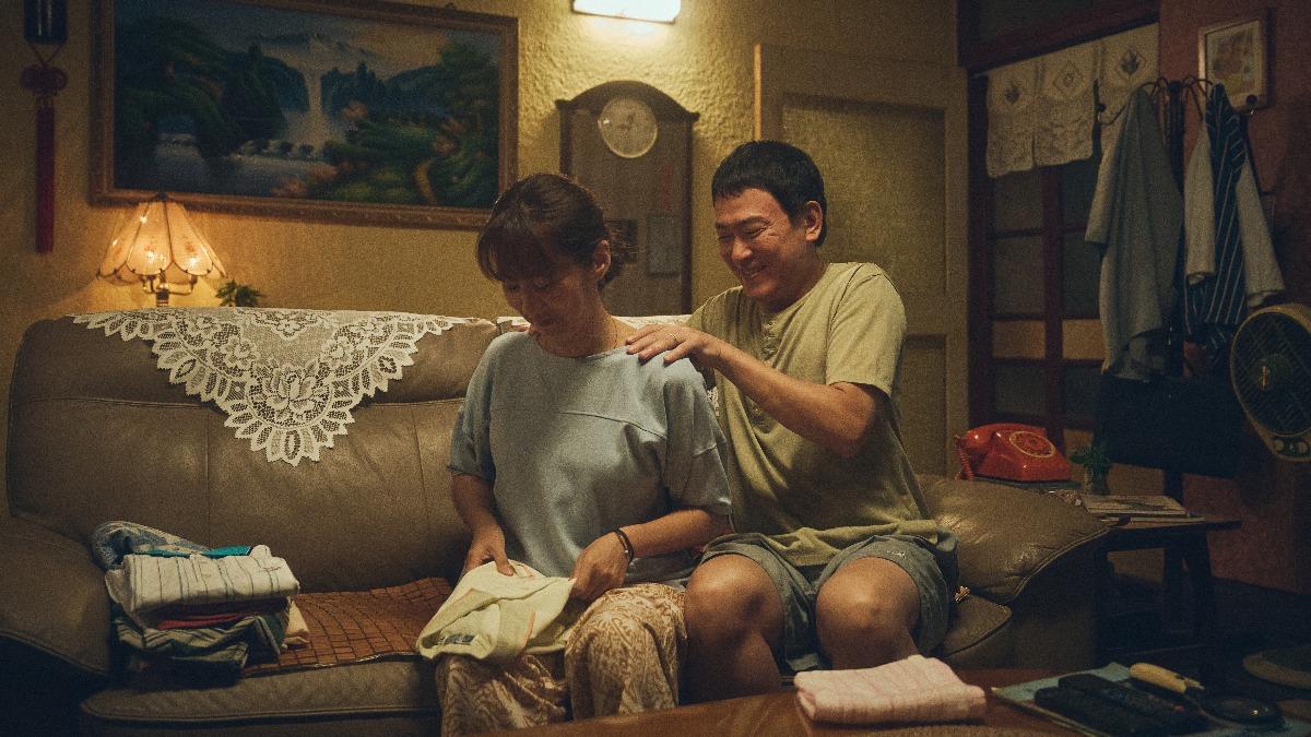 張詩盈首次與王識賢搭檔演出夫妻。(圖/公視台語台提供)