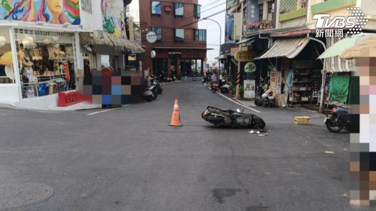 小琉球租機車出遊注意！「超危險路口」4遊客慘摔