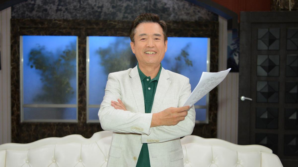 73歲檢場回歸八點檔「狀態驚人」　片場狂問：喜歡熟男嗎