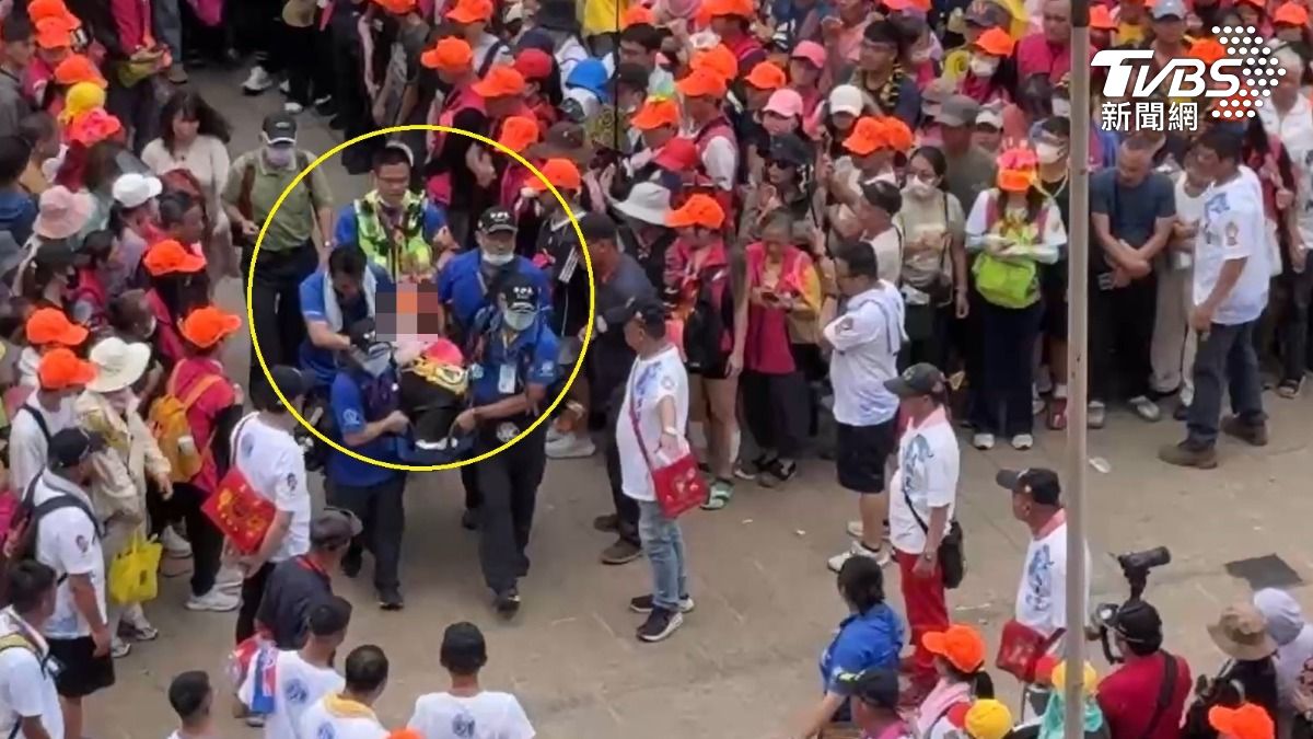 白沙屯媽祖粉紅超跑抵朝天宮！雲林高溫31度　45人中暑昏倒被抬走