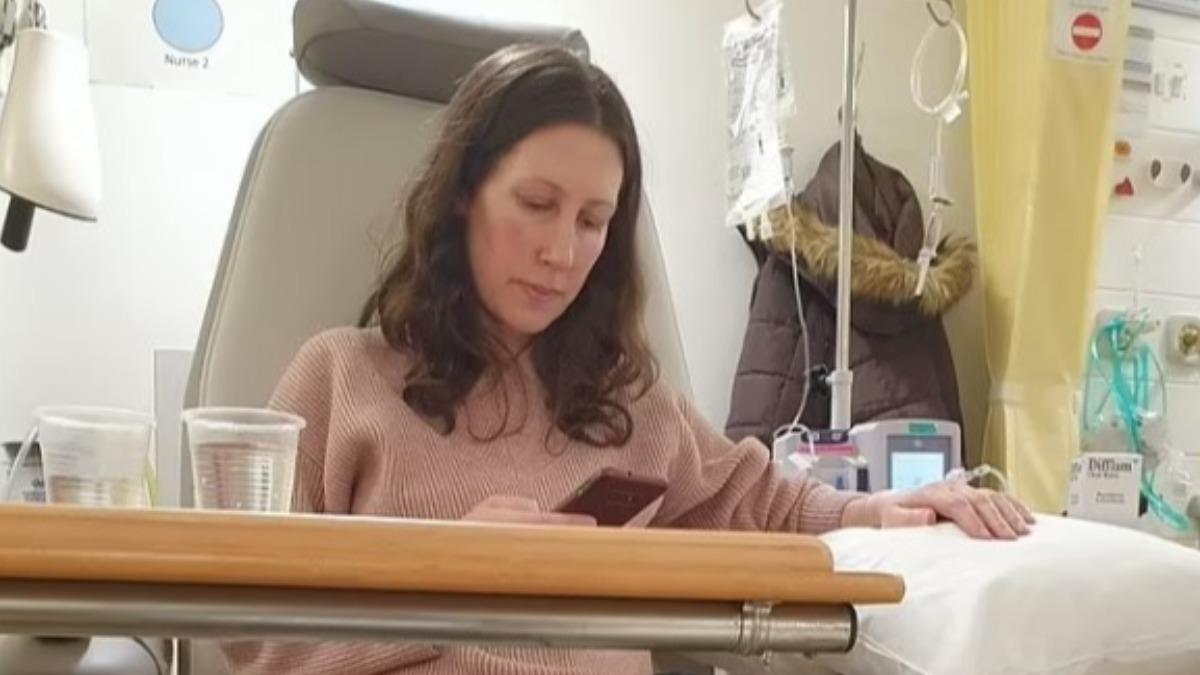 英國41歲女子珍妮捐血時被發現鐵質含量偏低，原以為只是吃素導致缺鐵，沒想到竟是罹患癌症。（圖／翻攝自Daily Mail）