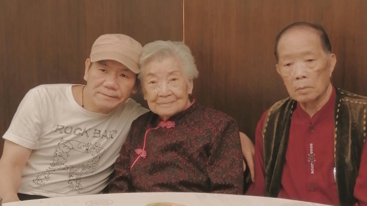 趙傳「100歲母親辭世」!2年內痛失雙親 忍淚敬業完成演出