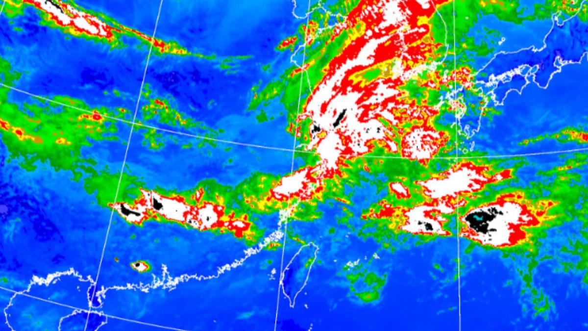 天氣風險公司資深顧問吳聖宇表示,今天西半部地區的降雨是以山區為主。(圖/氣象署)