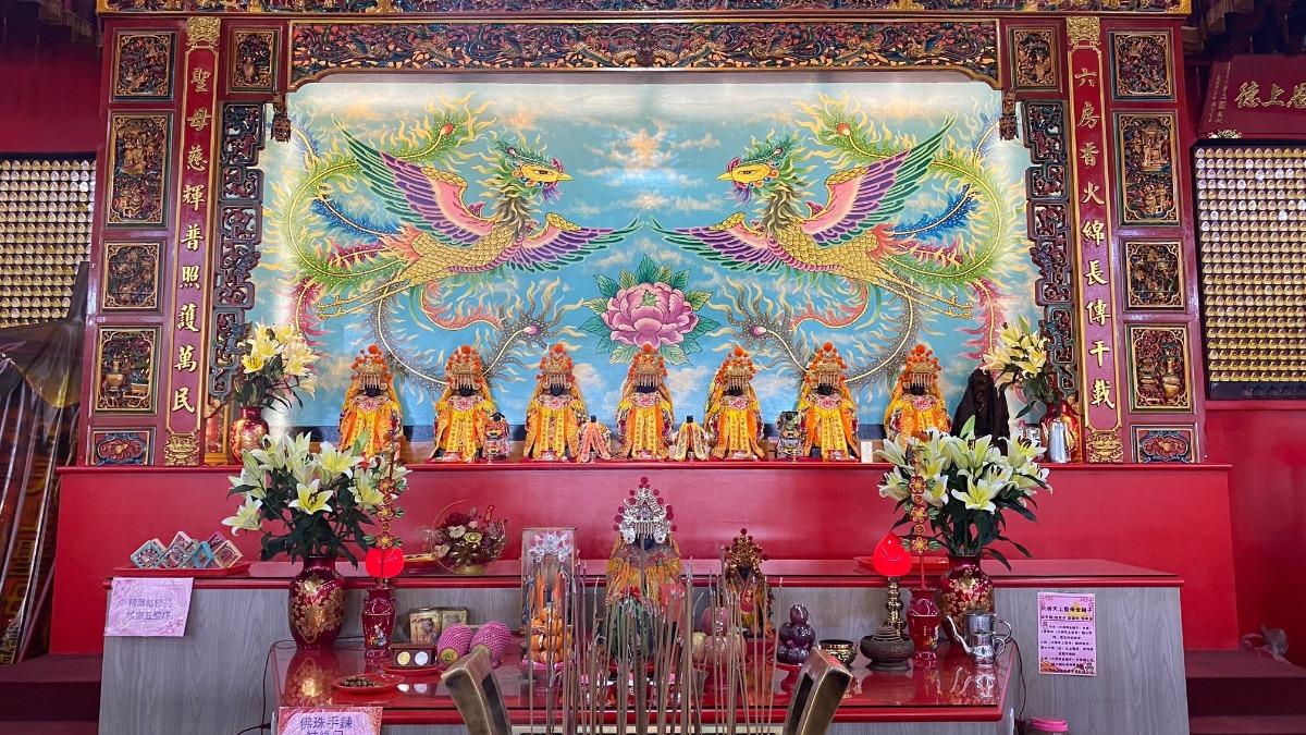 白沙屯媽突找六房媽敘舊!4年沒見淵源曝 粉紅人龍畫面震撼