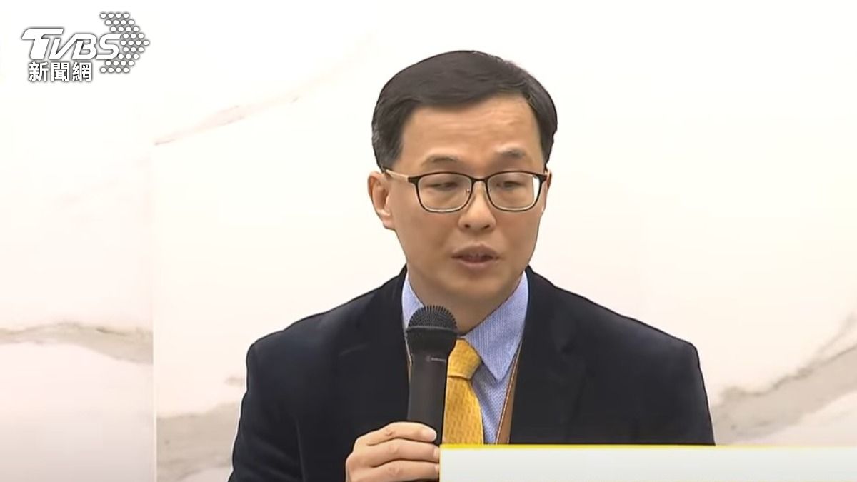 食藥署署長姜至剛。（圖／TVBS）