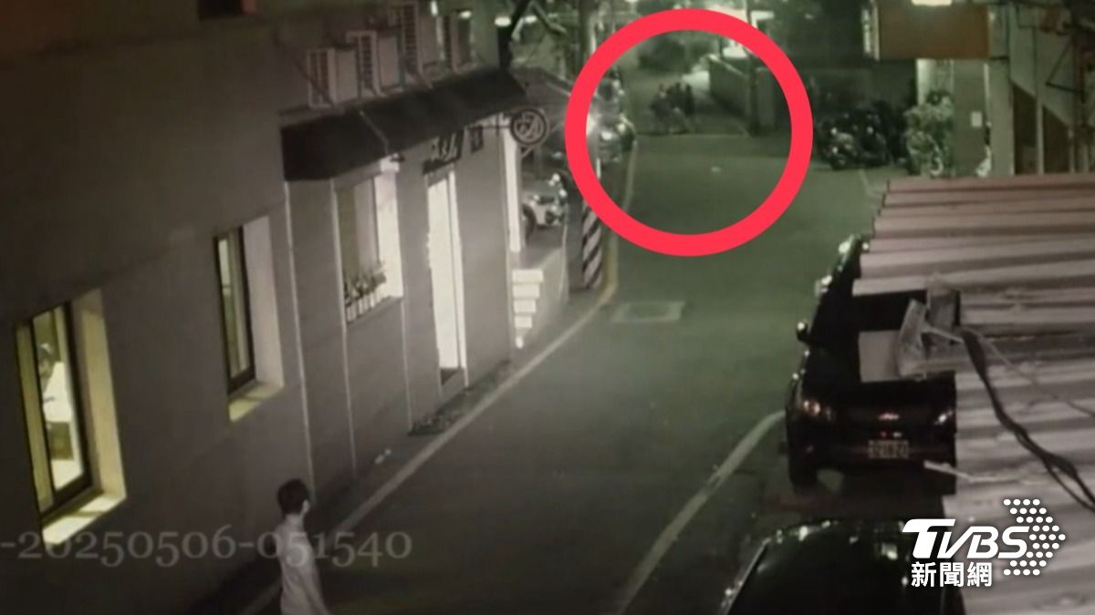 撞到人不說對不起?新北八里4男女酒醉拉扯 全進警局續攤