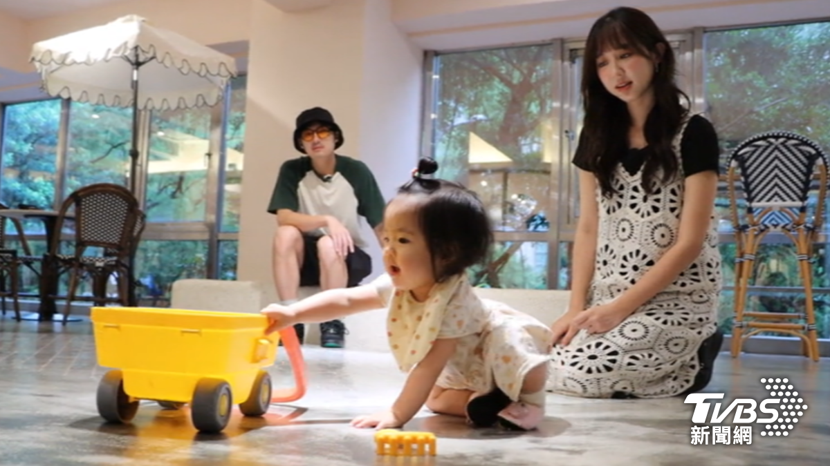 洪詩感謝李運慶的全力支持。(圖/TVBS)