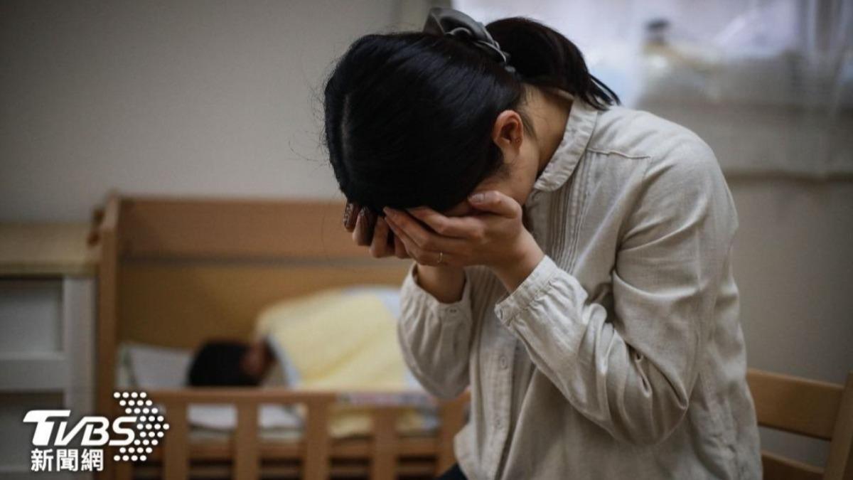 新手爸媽注意!網熱議「5大產後憂鬱跡象」 1想法出現最痛苦