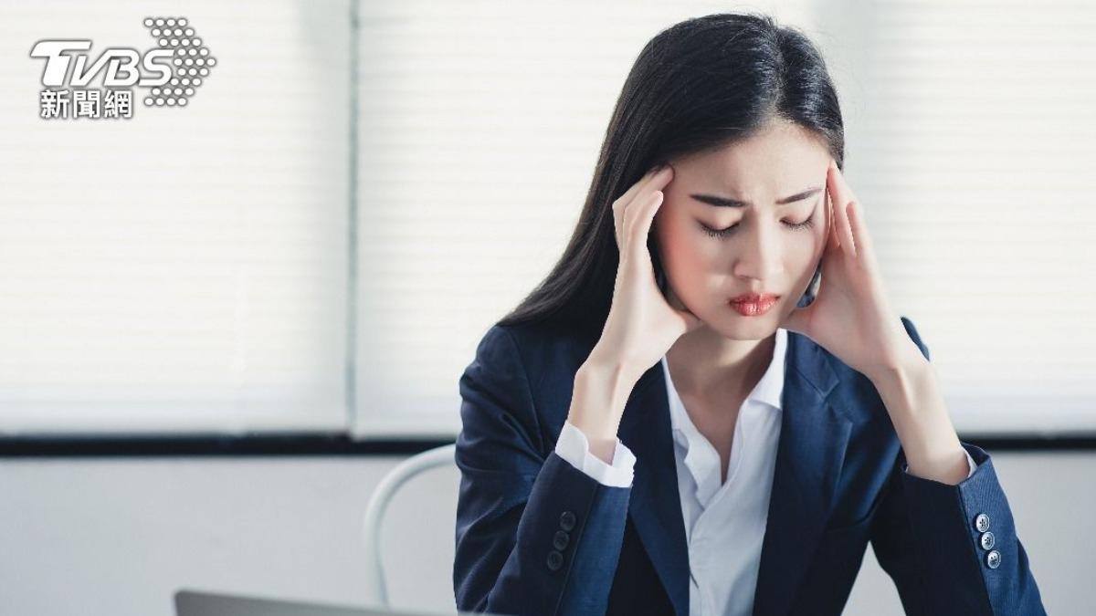 4成已婚職業婦女曾焦慮或憂鬱!醫示警:4重壓力源恐「腦疲勞」